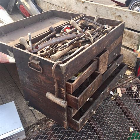 using old tool boxes